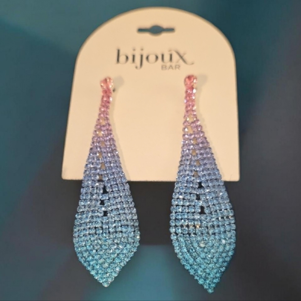 Bijoux  Bar Nwt Pink and Blue Gradient Earrings